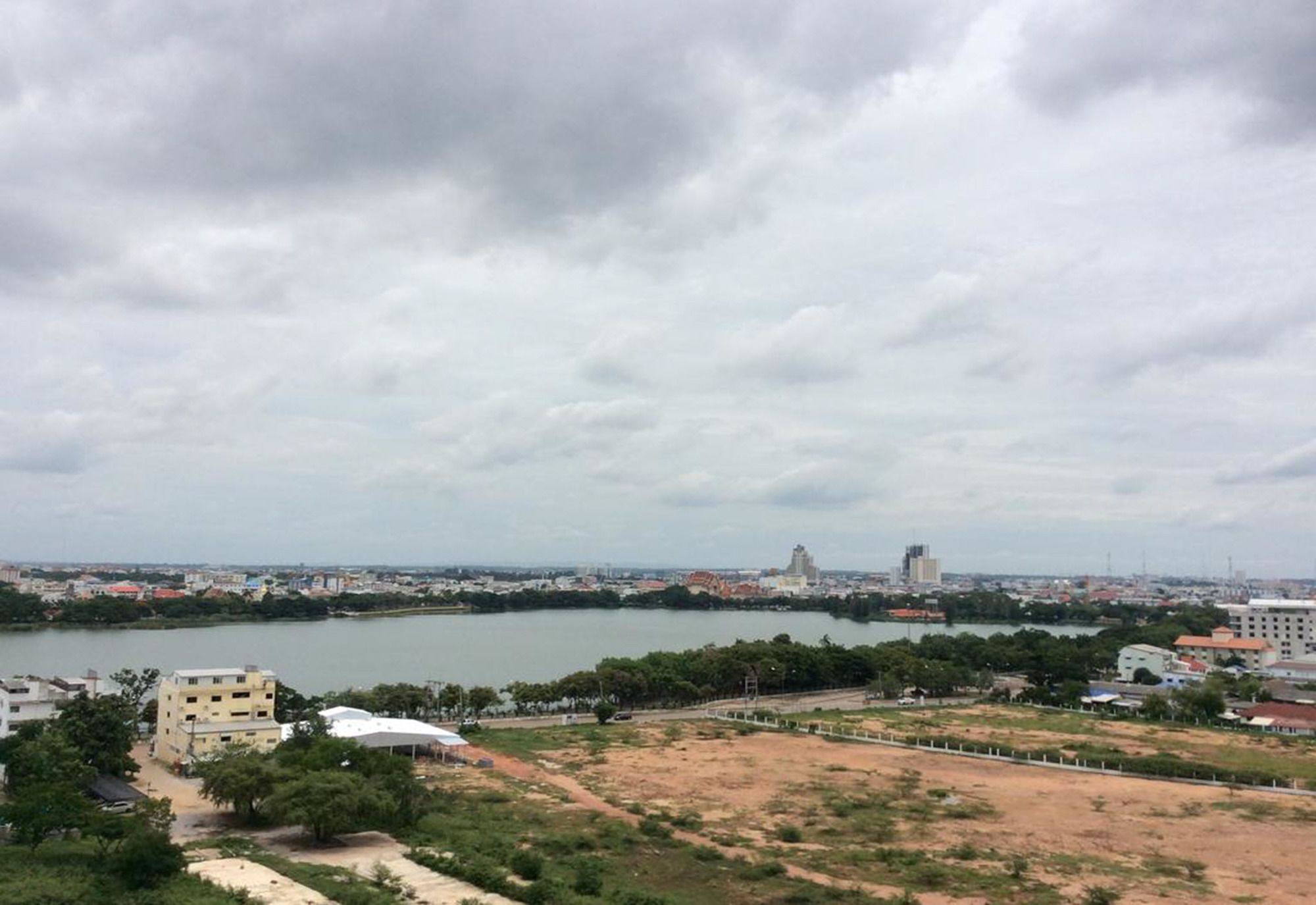 Himawari At Condominium Кхонкен Екстер'єр фото
